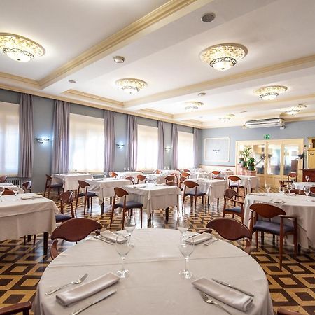 Hotel Robert La Pobla de Claramunt 외부 사진