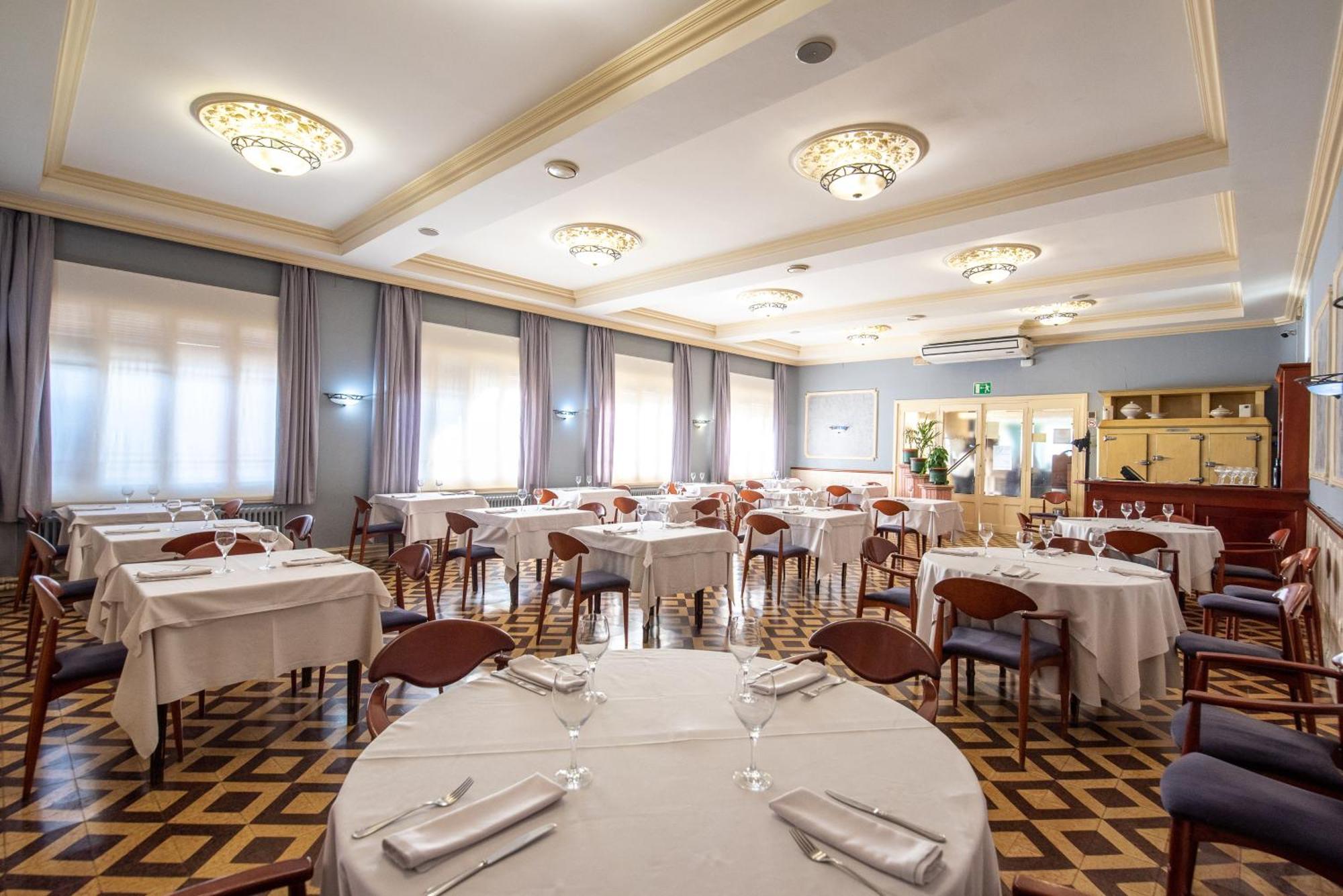 Hotel Robert La Pobla de Claramunt 외부 사진