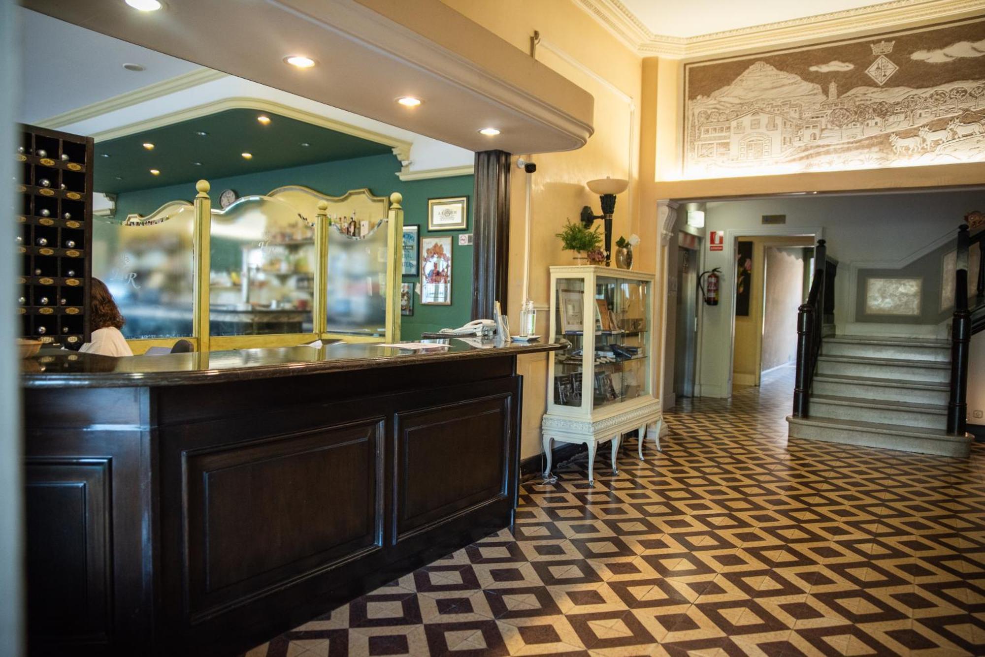 Hotel Robert La Pobla de Claramunt 외부 사진